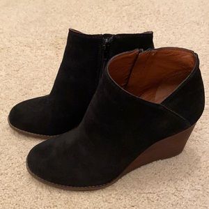 Lucky Brand black suede wedges